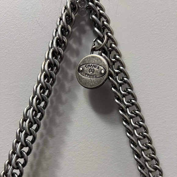 🌸SOLD🌸PRELOVED USED VINTAGE CHANEL SLING BAG - Picture 2 of 16